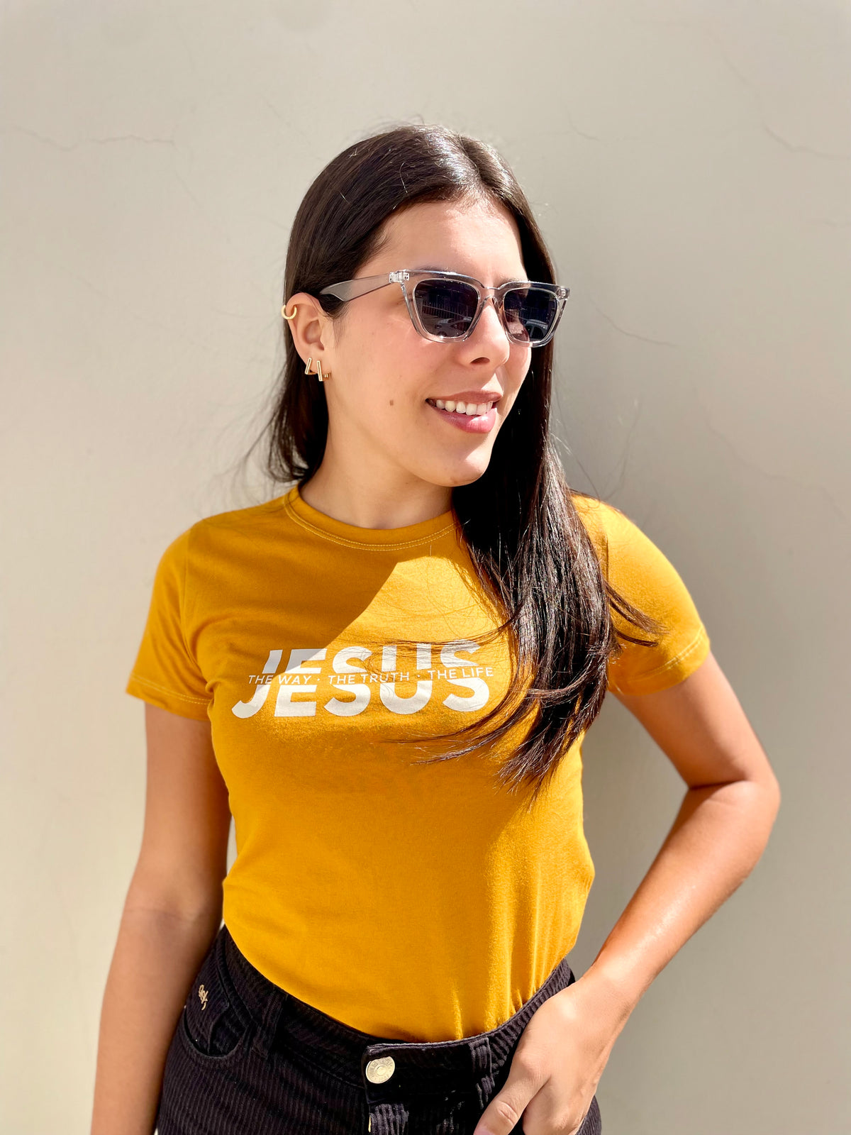 T-SHIRT MOSTARDA JESUS