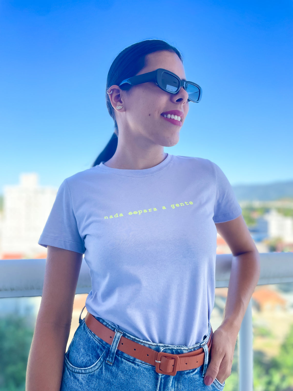 T-SHIRT LILÁS - NEON