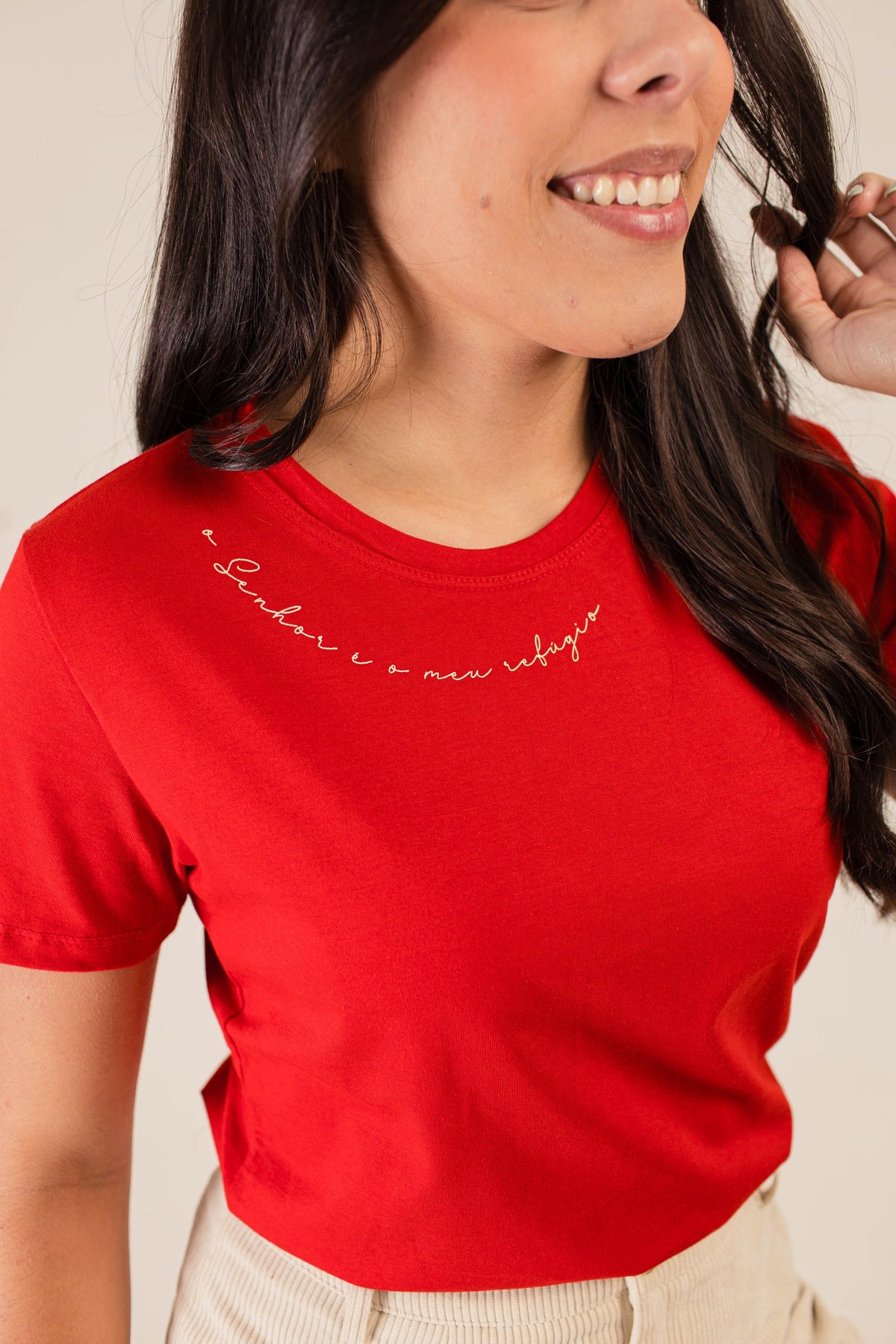 T-SHIRT VERMELHA-REFÚGIO